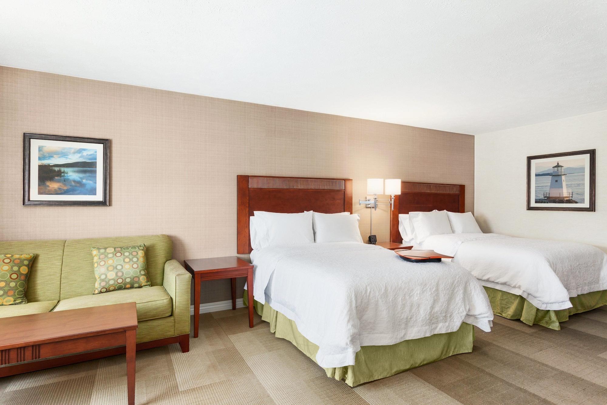 Hampton Inn Burlington - Colchester Екстер'єр фото