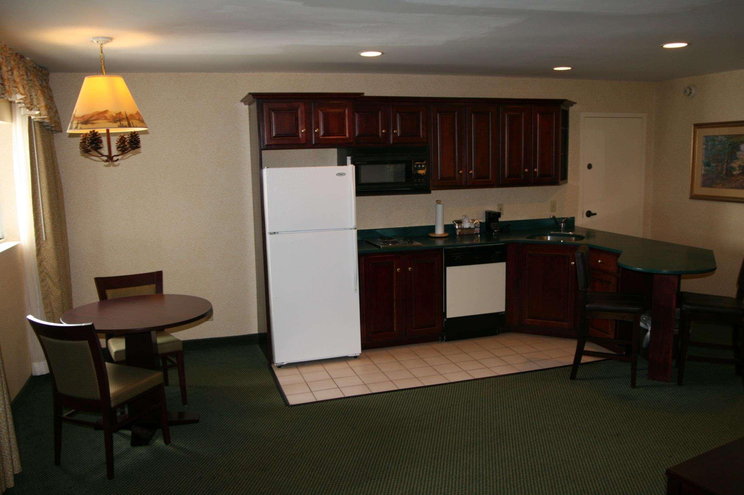 Hampton Inn Burlington - Colchester Екстер'єр фото