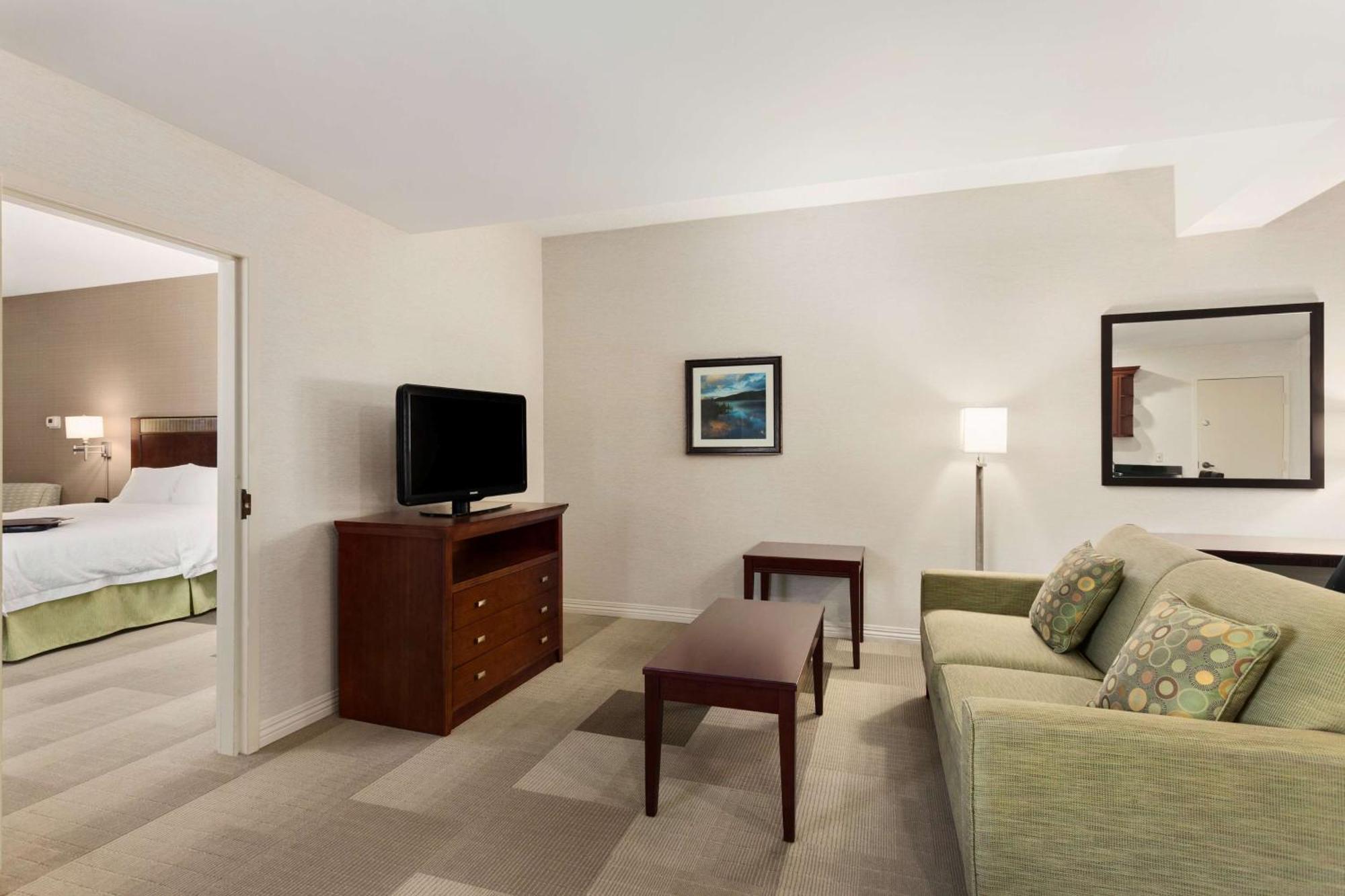 Hampton Inn Burlington - Colchester Екстер'єр фото