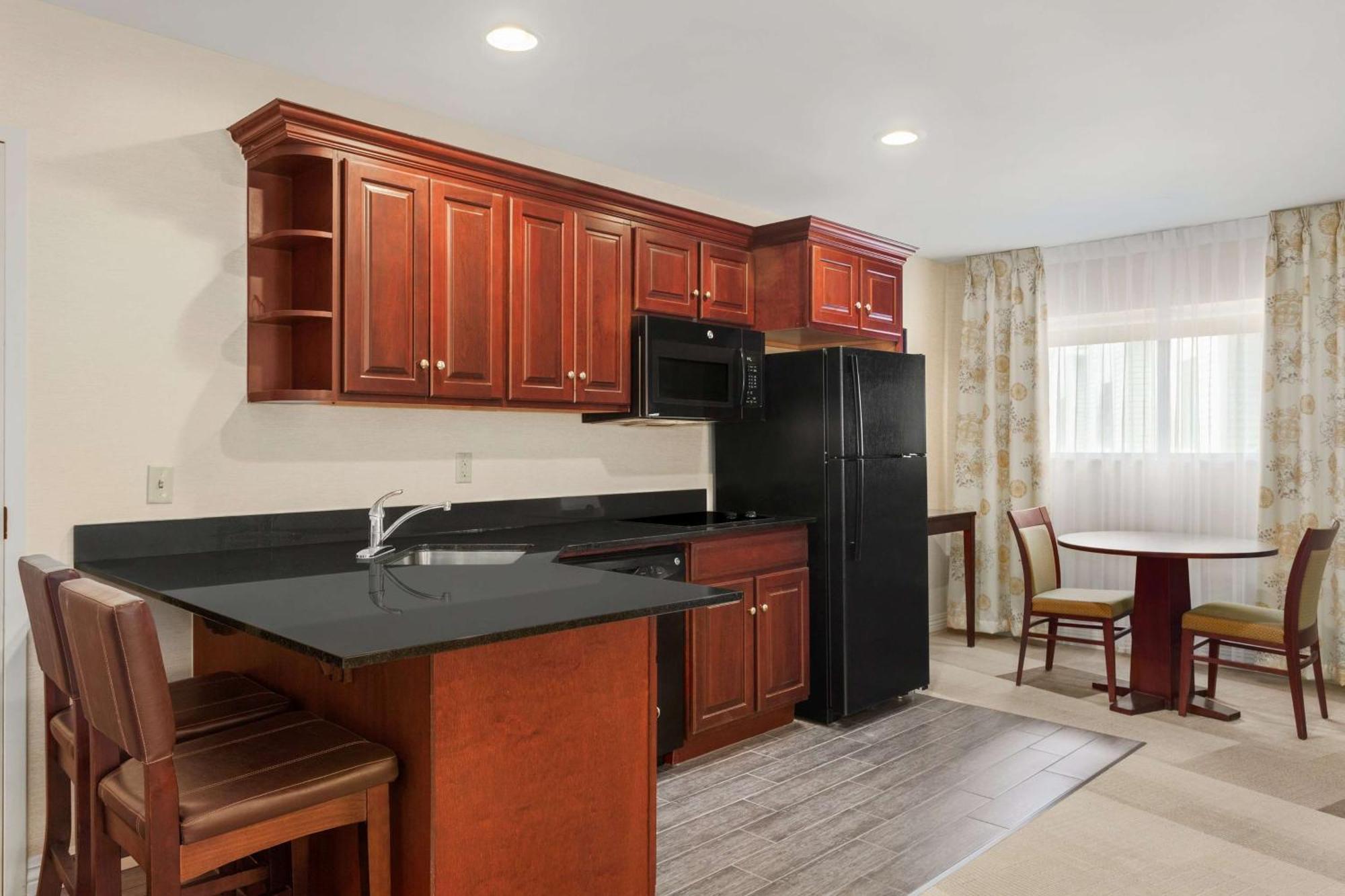 Hampton Inn Burlington - Colchester Екстер'єр фото
